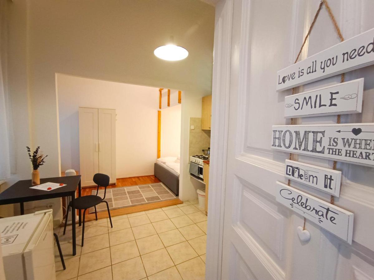 R172 Elitehost Raday Studio Apartment Budapest Exterior foto